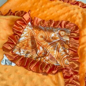 NWT Minke Blanket Orange Dot and Paisley
